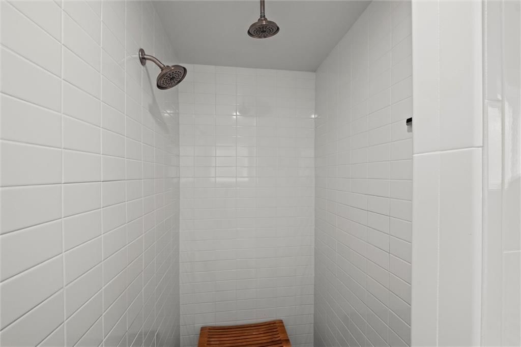 717 W 44th Terrace — photo 26
