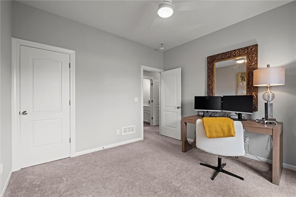 717 W 44th Terrace — photo 30