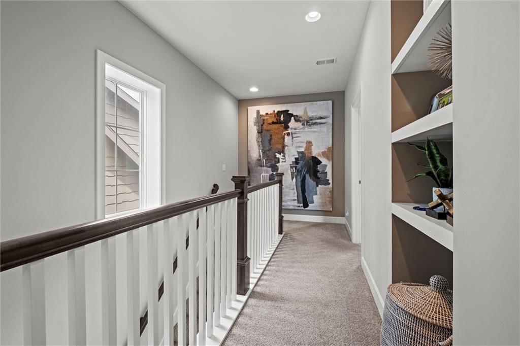 717 W 44th Terrace — photo 32