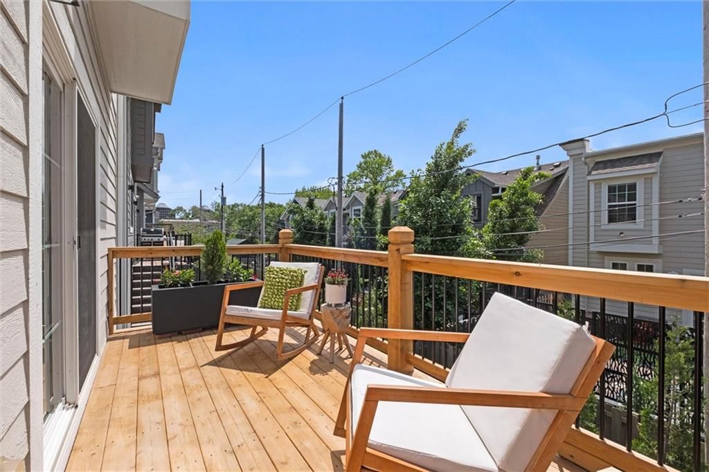 717 W 44th Terrace — photo 36