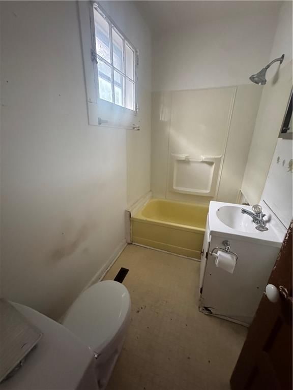 Photo 10 of 16 - 231 Osage Street