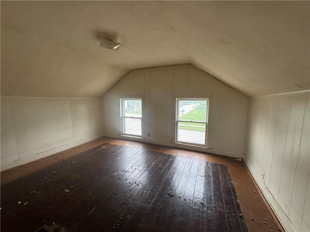 Photo 15 of 16 - 231 Osage Street