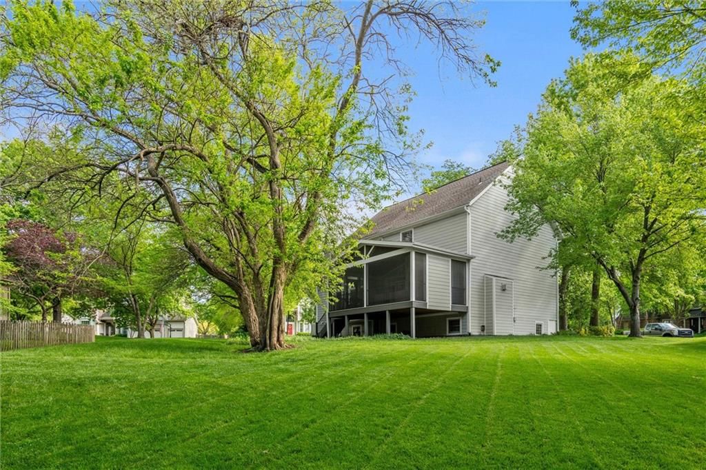2741 W 131st Terrace — photo 49