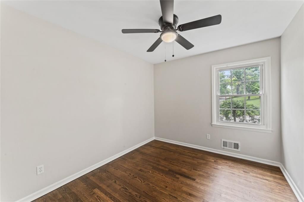 9612 Summit Street — photo 31