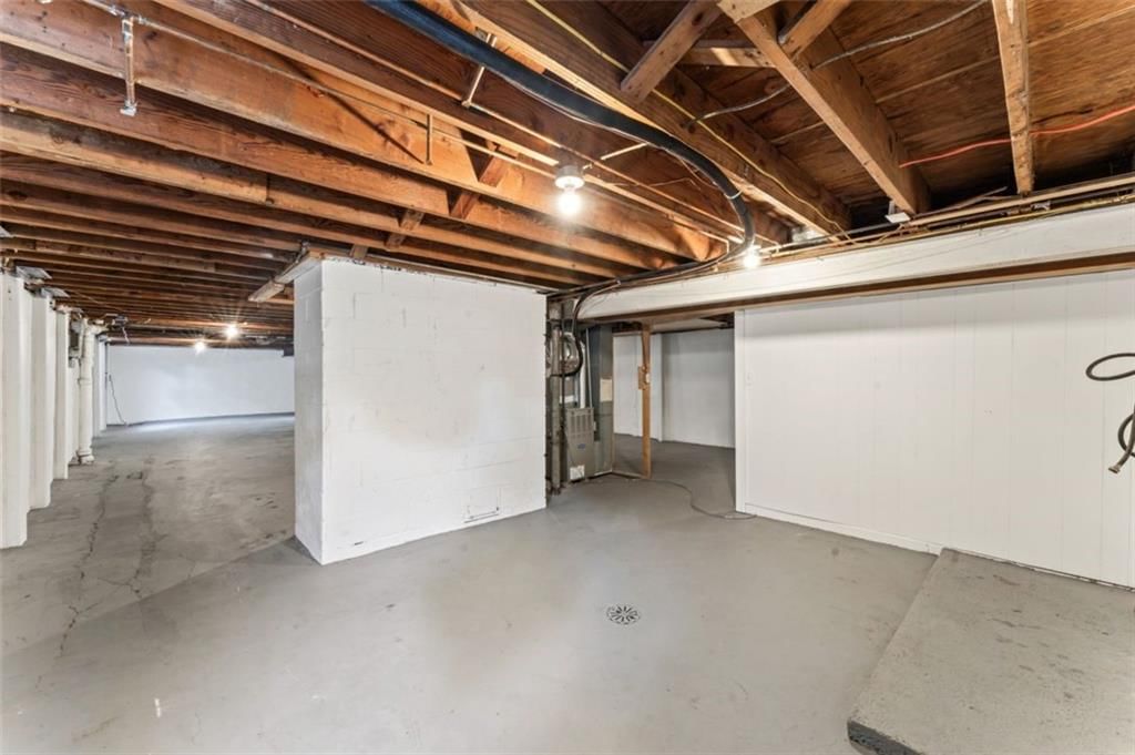 9612 Summit Street — photo 35