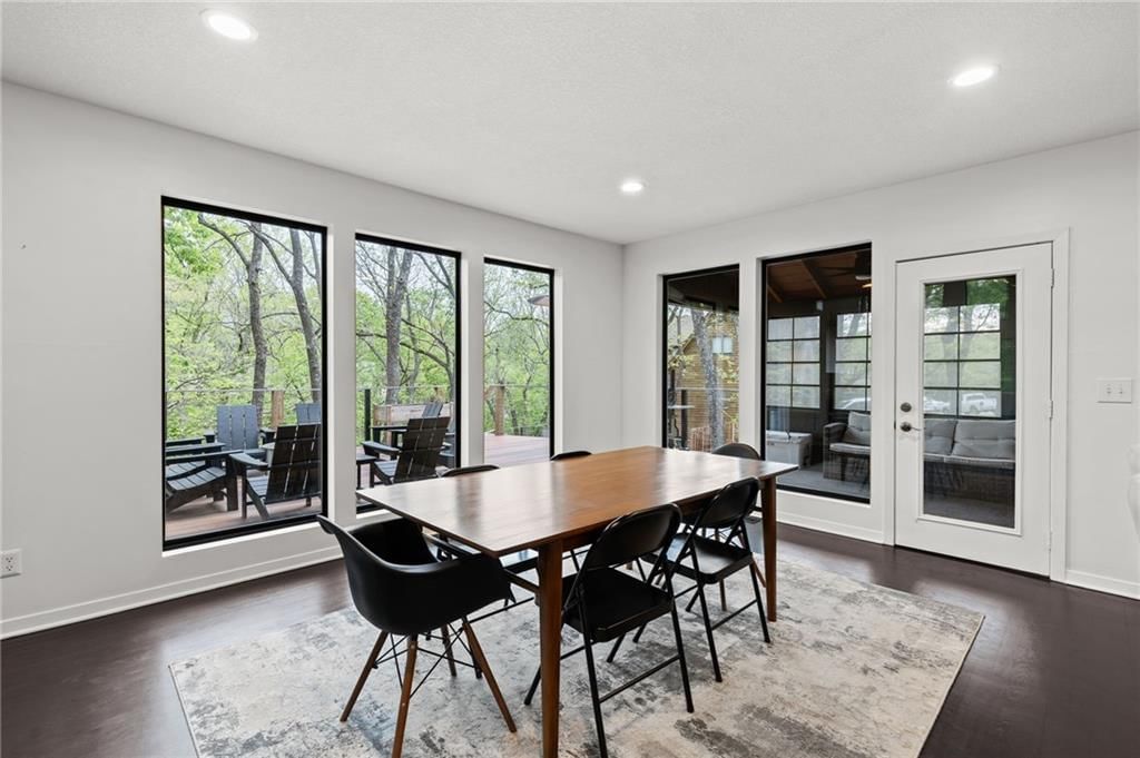 1501 NW Timberline Court — photo 9