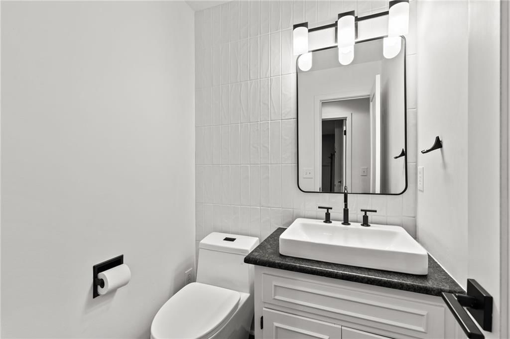 1501 NW Timberline Court — photo 18