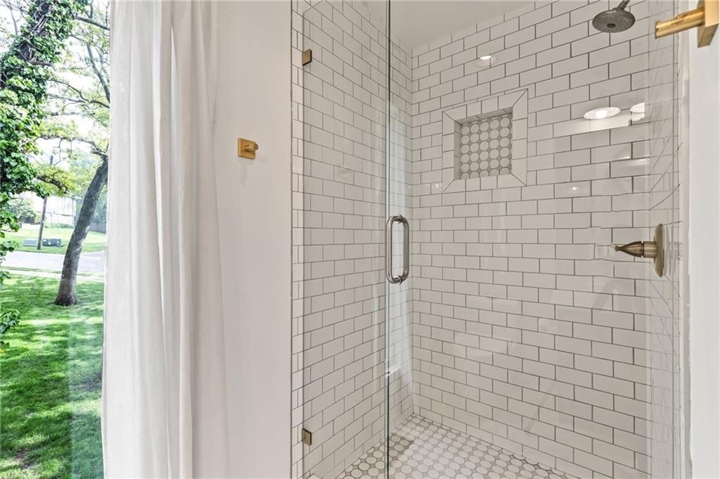 1501 NW Timberline Court — photo 23