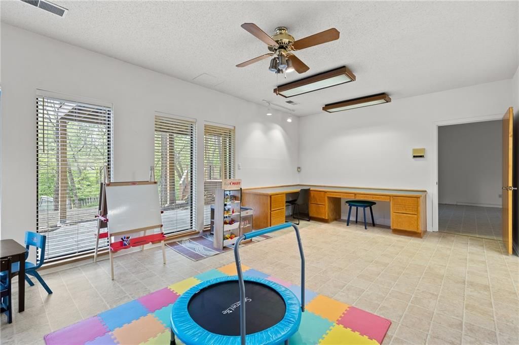 1501 NW Timberline Court — photo 38