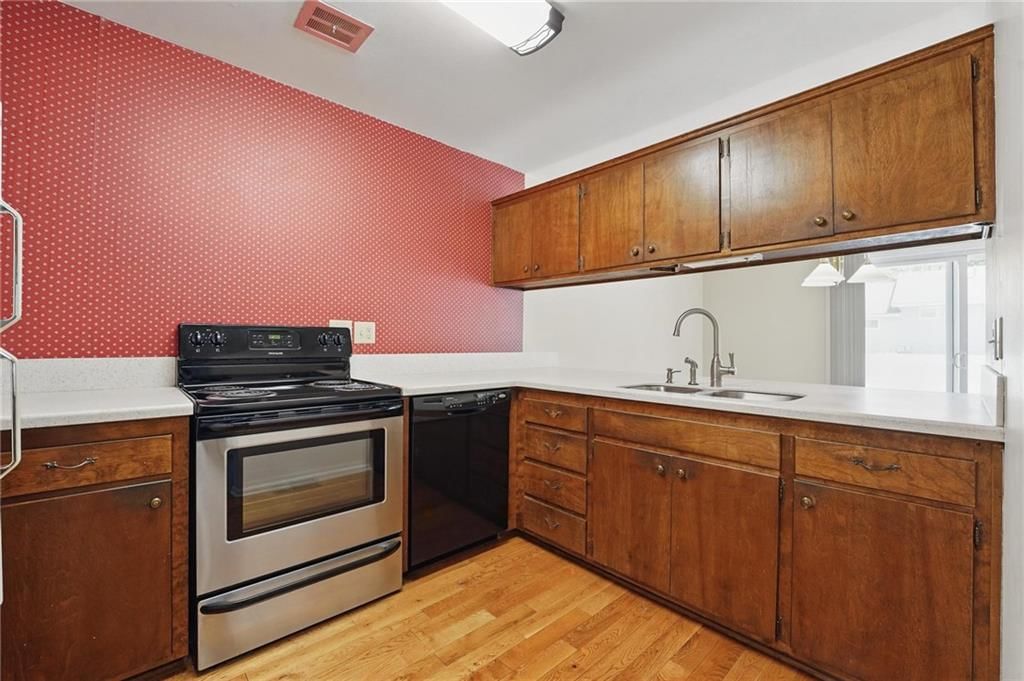 6541 W 49th Street — photo 9
