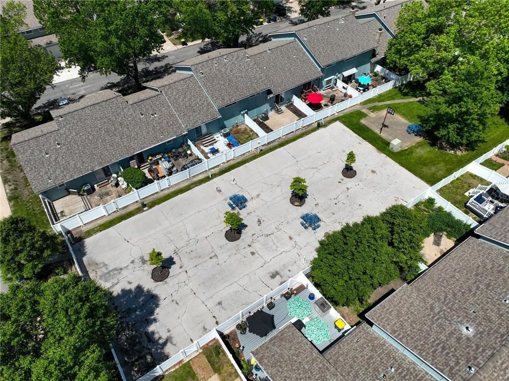 6541 W 49th Street — photo 34