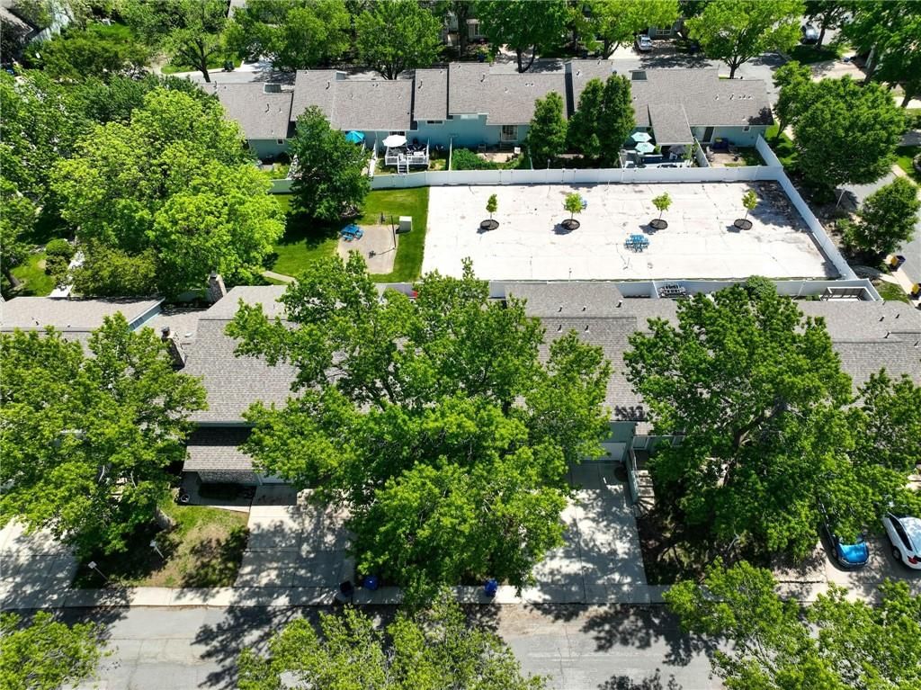 6541 W 49th Street — photo 38