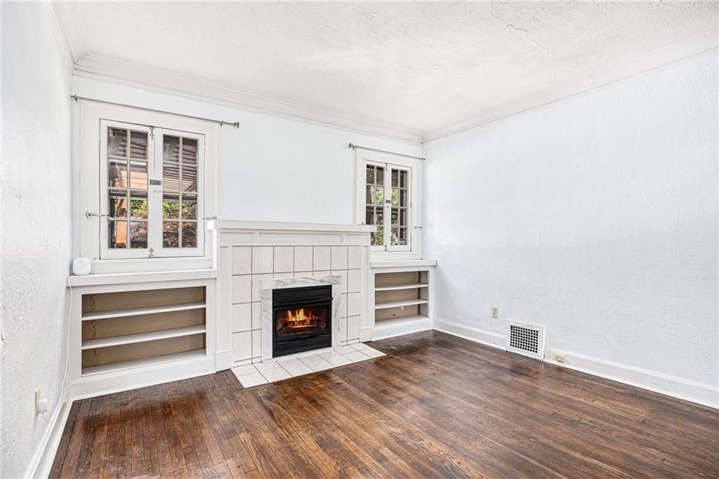 5729 Holmes Street — photo 2