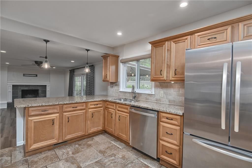 6411 Outlook Drive — photo 13