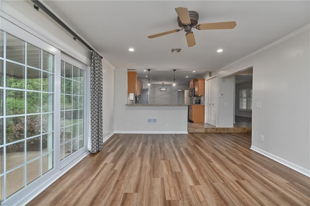 6411 Outlook Drive — photo 21