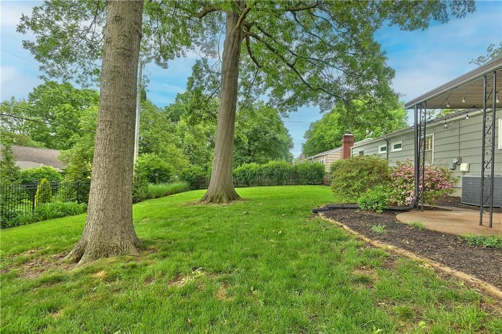 6411 Outlook Drive — photo 36