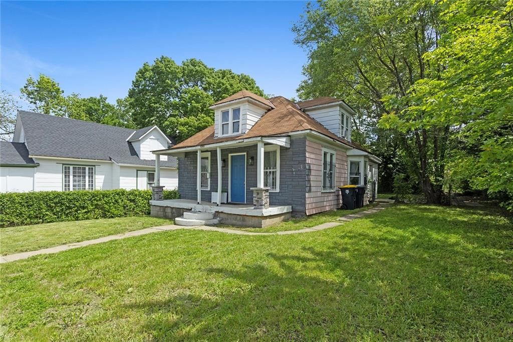 2629 Indiana Avenue — photo 32