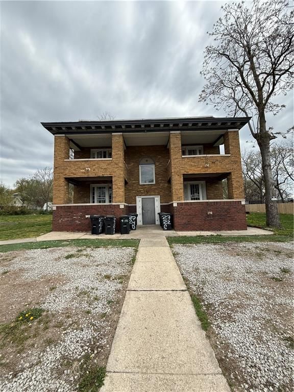 3000 E Linwood Boulevard — photo 10