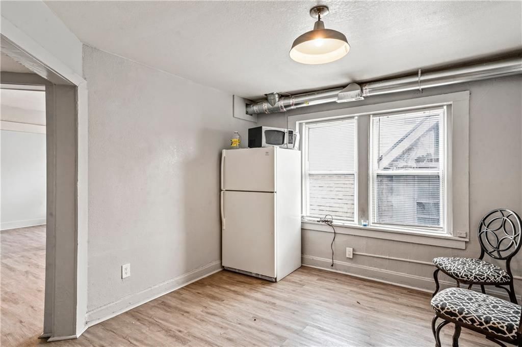 3000 E Linwood Boulevard — photo 29