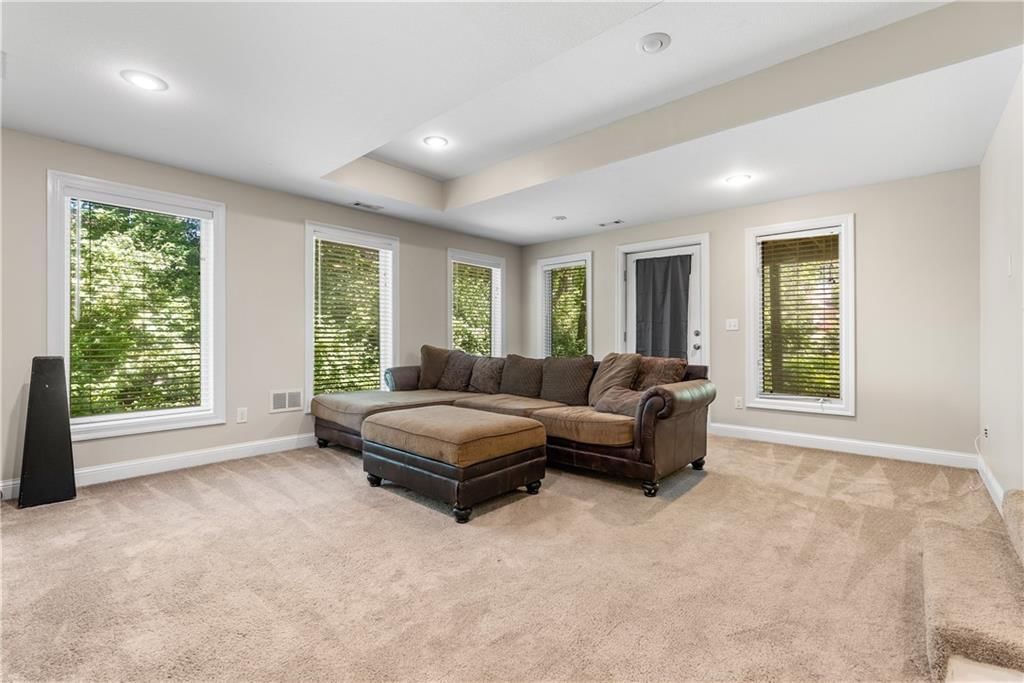 1813 SW Longview Terrace — photo 31