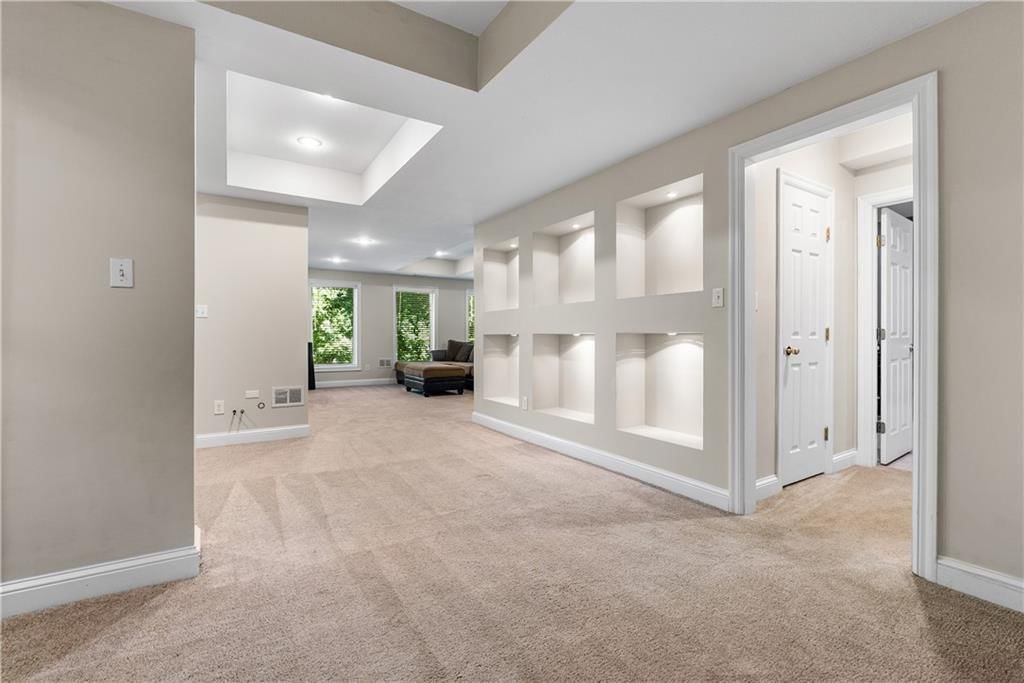 1813 SW Longview Terrace — photo 35