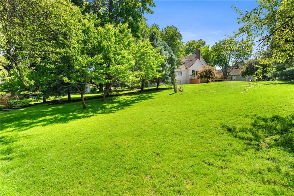 1813 SW Longview Terrace — photo 39