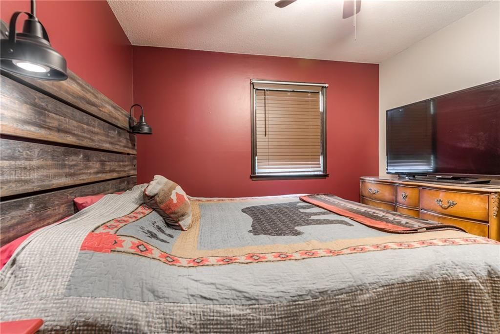 9336 Goddard Street — photo 22
