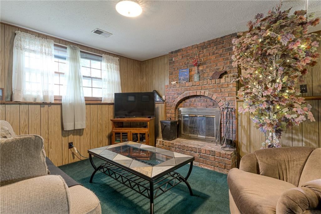 9336 Goddard Street — photo 28