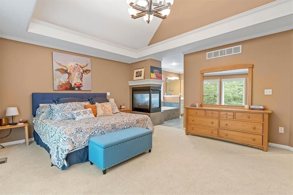 7020 Round Prairie Street — photo 17