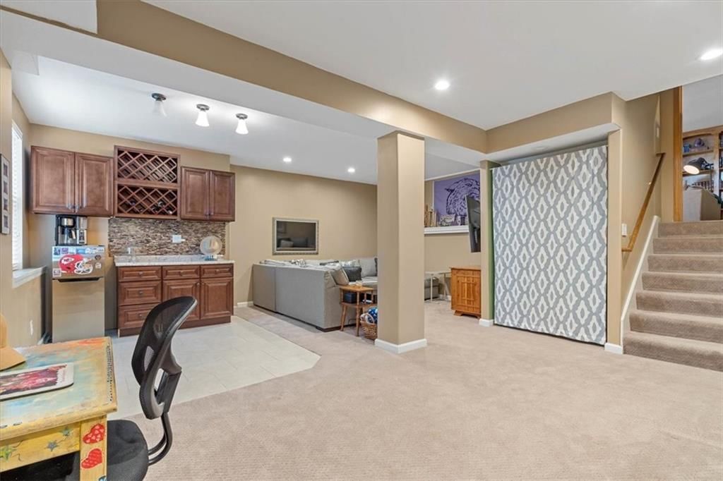 7020 Round Prairie Street — photo 32