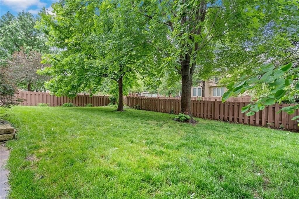 7020 Round Prairie Street — photo 36