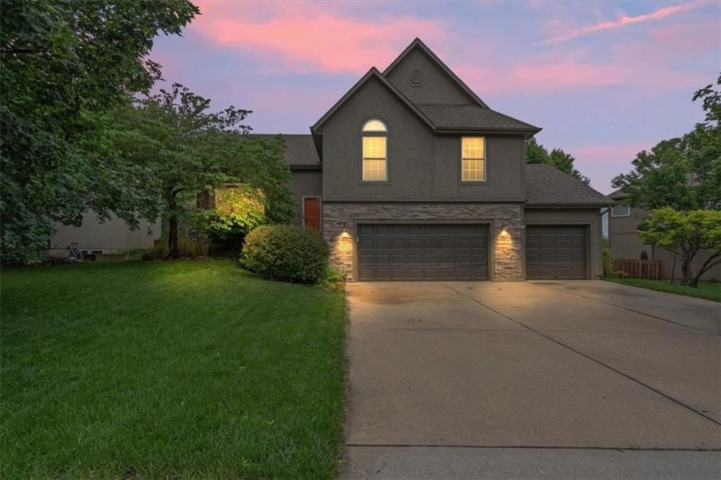 7020 Round Prairie Street — photo 39