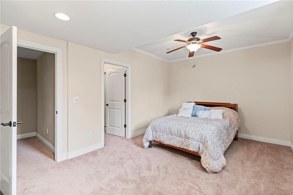 11217 Taylor Drive — photo 32