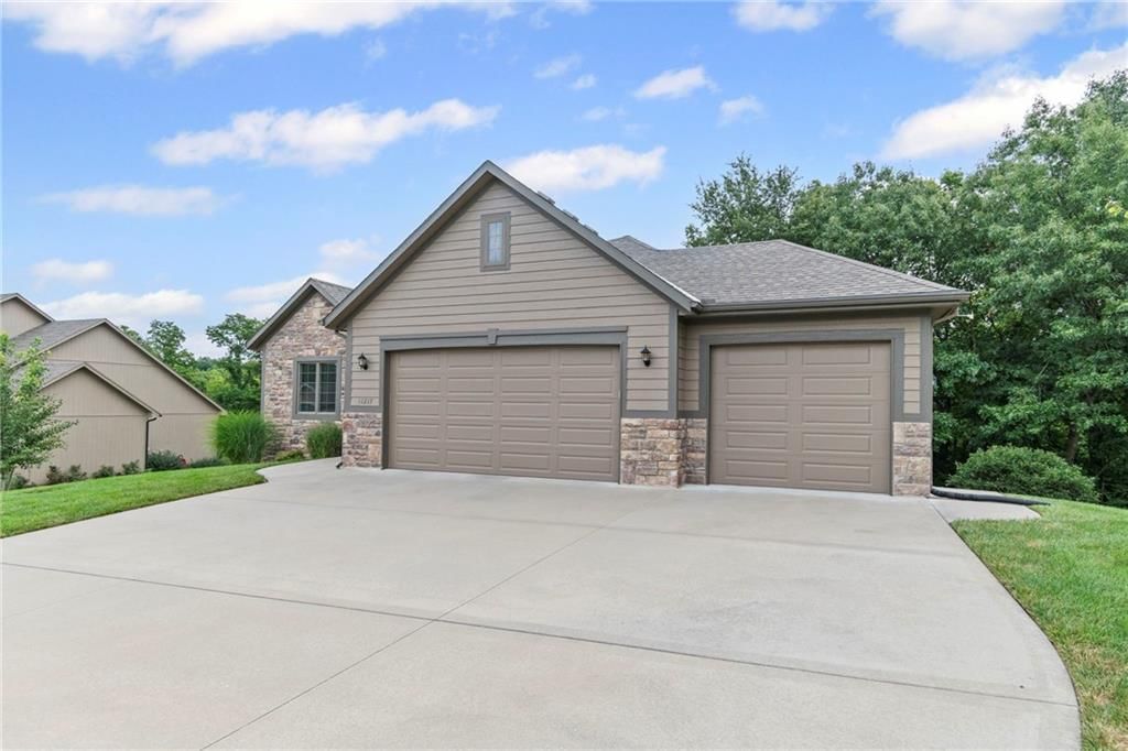 11217 Taylor Drive — photo 48