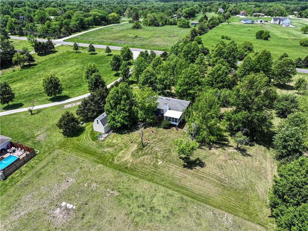 537 NE State Route 13 Highway — photo 26