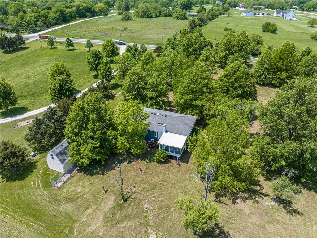 537 NE State Route 13 Highway — photo 30