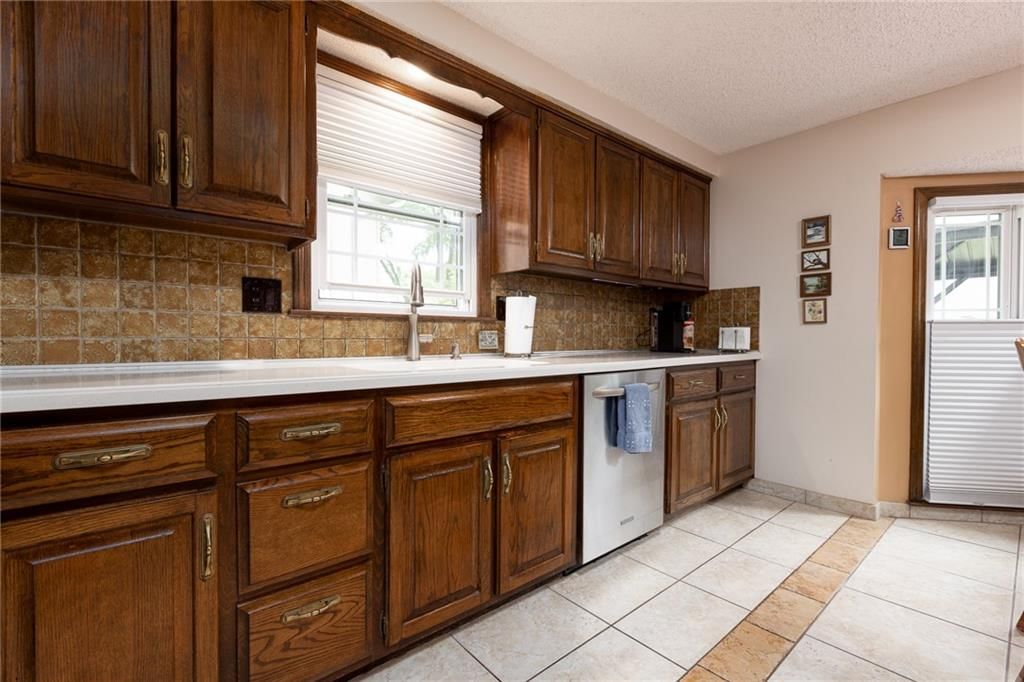 5805 NE Buttonwood Tree Lane — photo 9