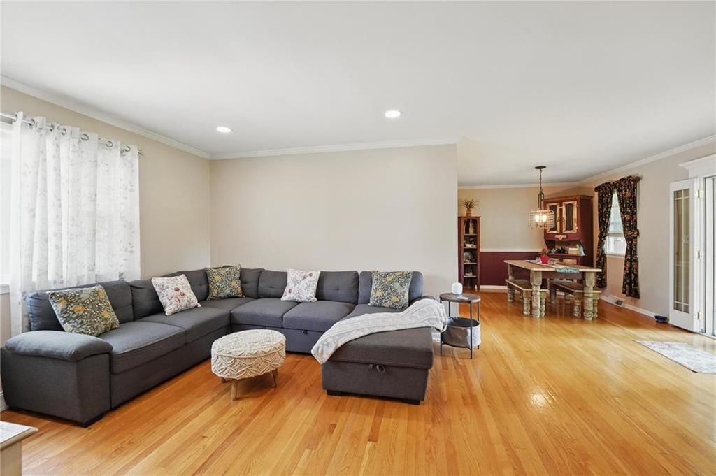 7917 W 74 Street — photo 11