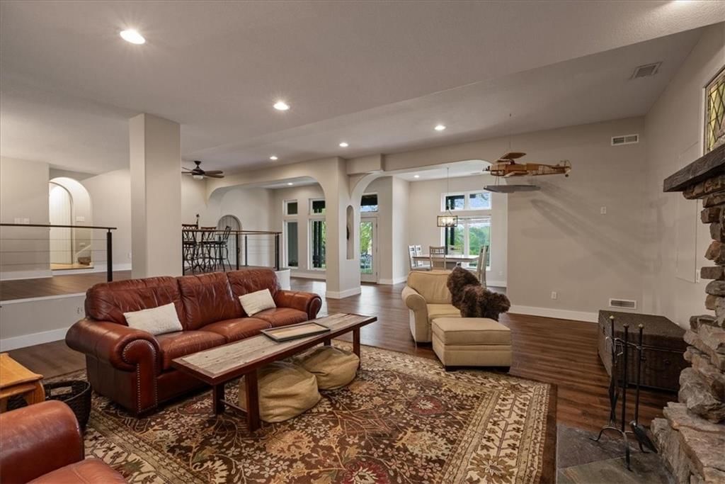 9617 Deer Run Street — photo 41