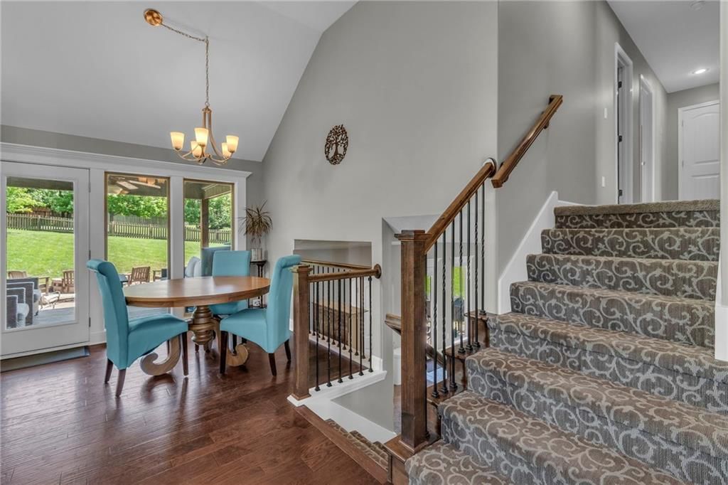 8519 N CONRAN Court — photo 8