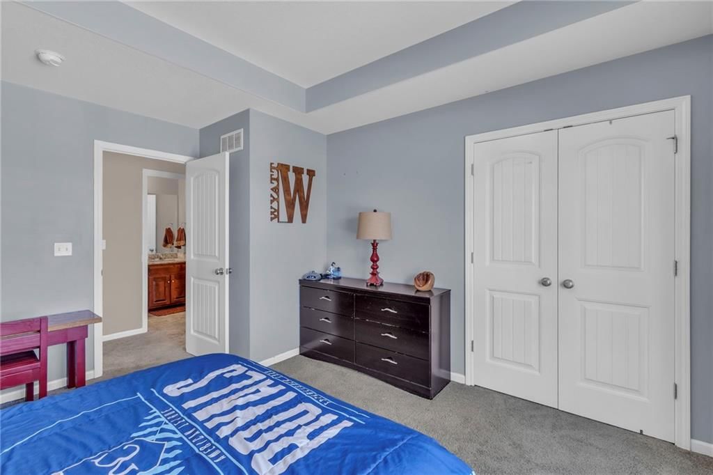 8519 N CONRAN Court — photo 23
