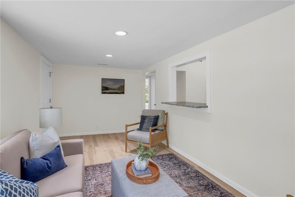 1608 SE Summit Street — photo 6