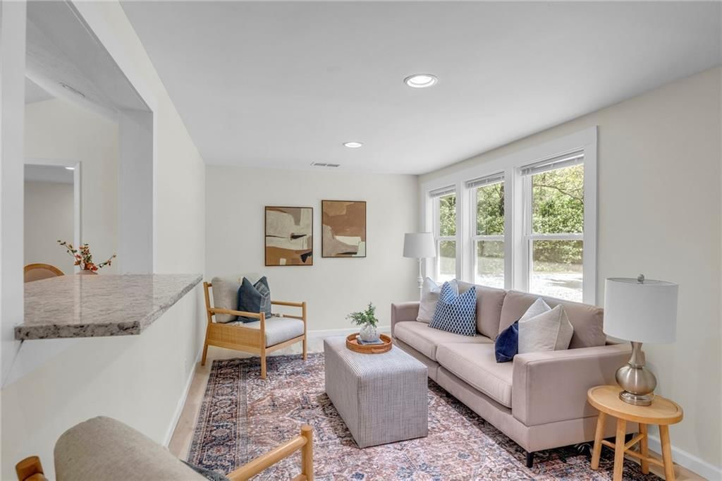 1608 SE Summit Street — photo 7