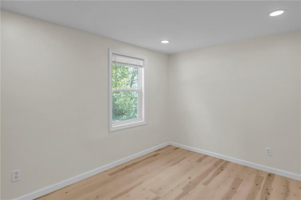 1608 SE Summit Street — photo 16