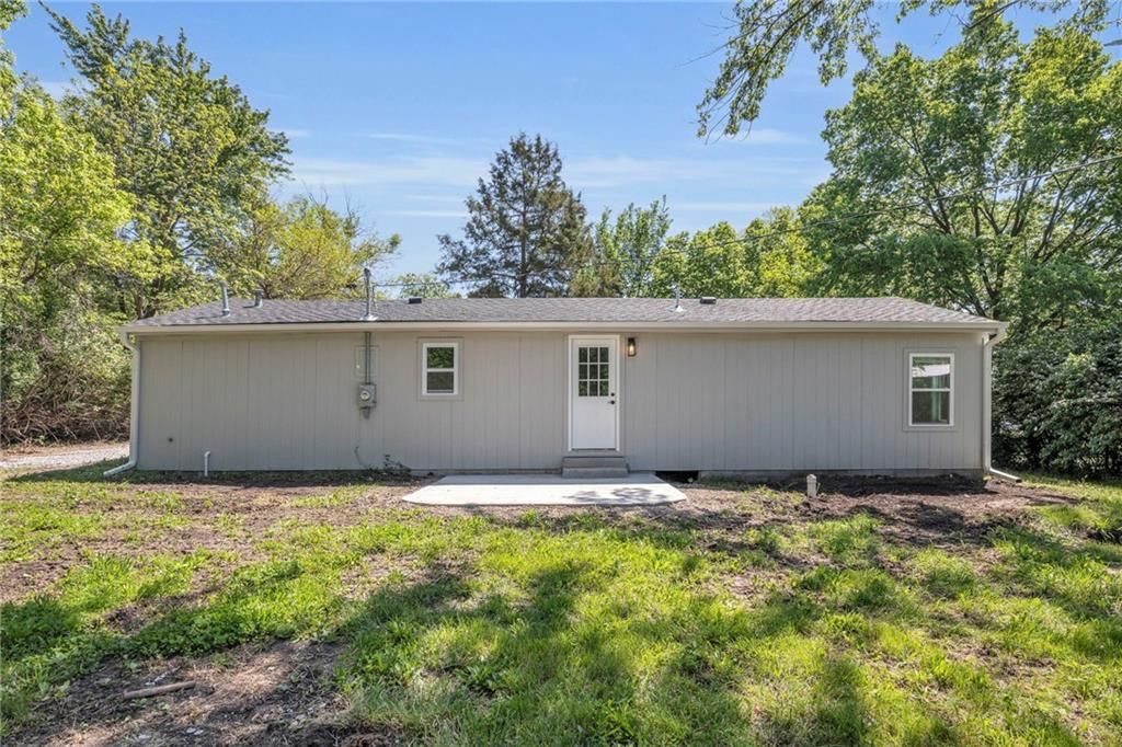 1608 SE Summit Street — photo 28