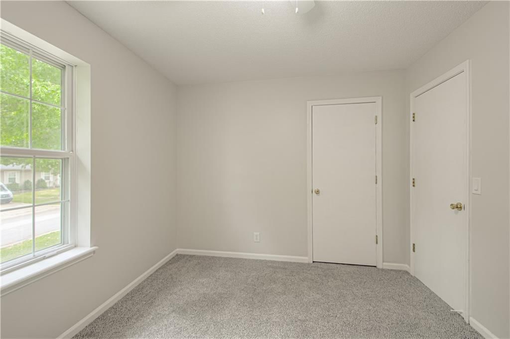 1403 Rose Street — photo 11