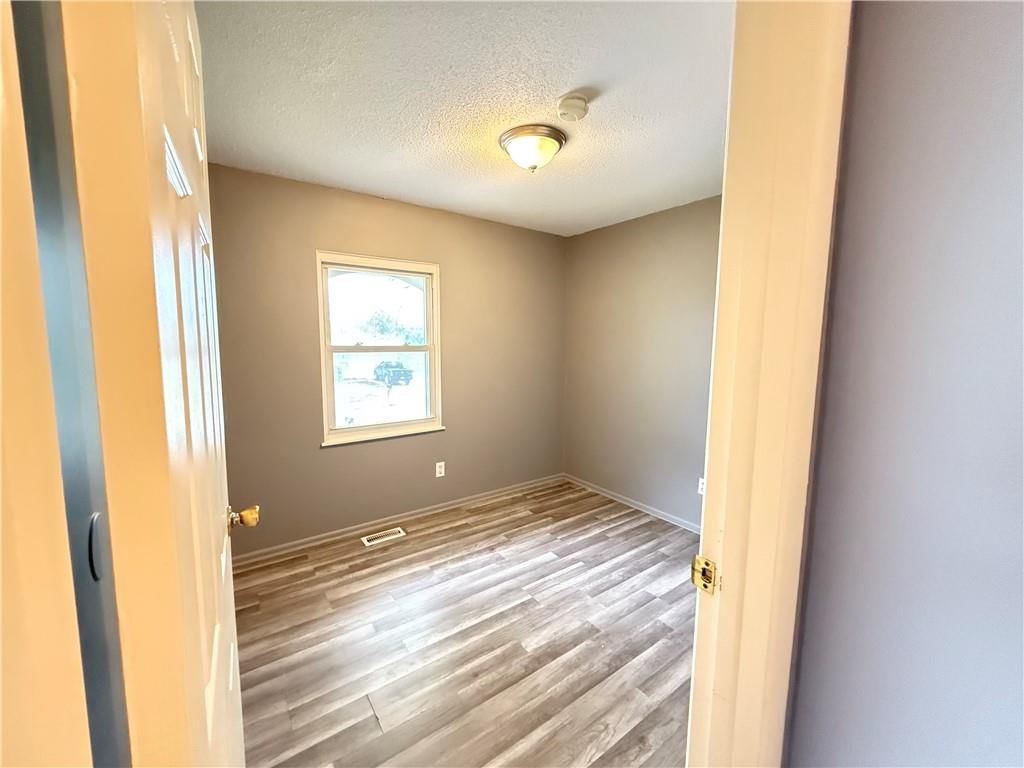 930 N 84th Drive — photo 15