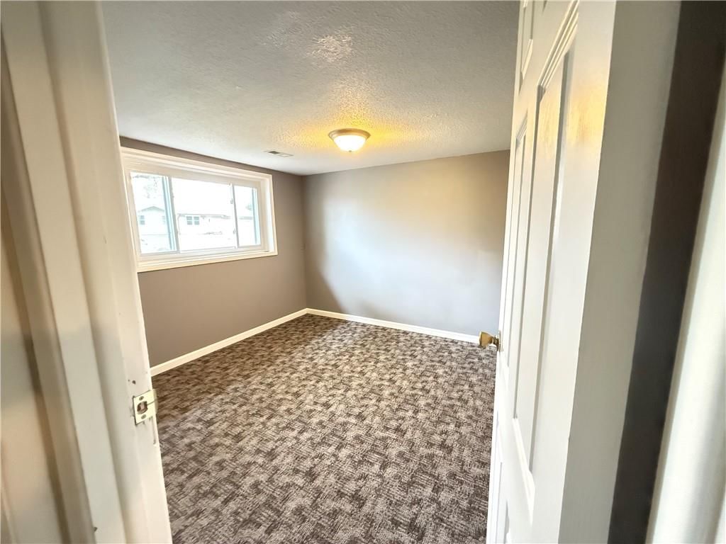 930 N 84th Drive — photo 21