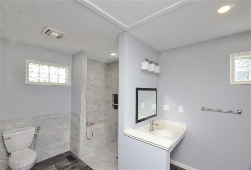 3901 Blue Ridge Boulevard — photo 12