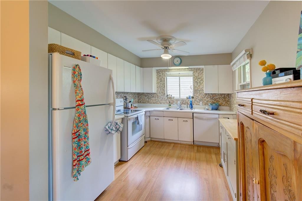 3522 W 74 Street — photo 9